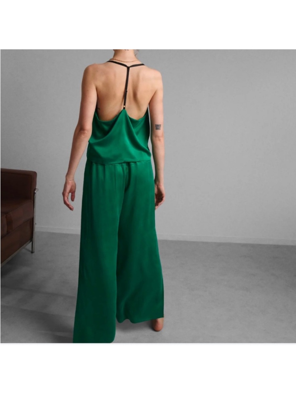 LUNYA Washable Silk Cami Pant Set in Estuarine Green Sizes M - Picture 5 of 6